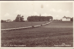 Berg kirke og prestegård